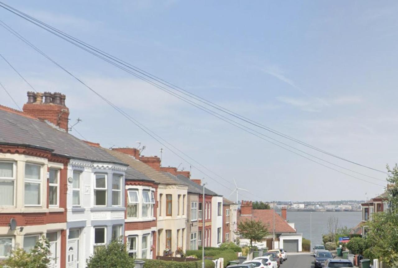 Elmo River Studios - 6 En-Suites In Wallasey - Easy Parking - Short And Long Stays Welcome Esterno foto